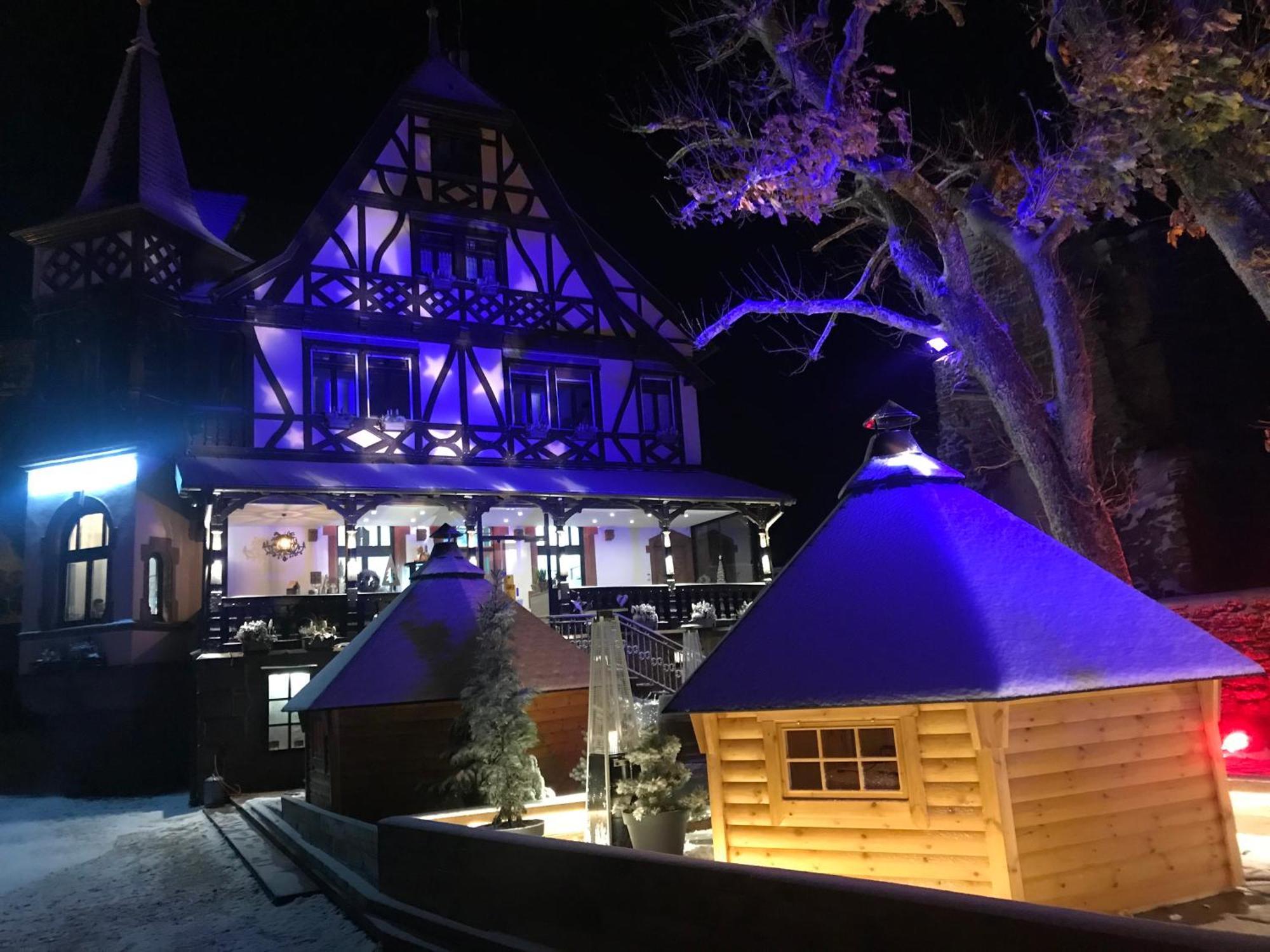 La Haut サヴェルヌ エクステリア 写真