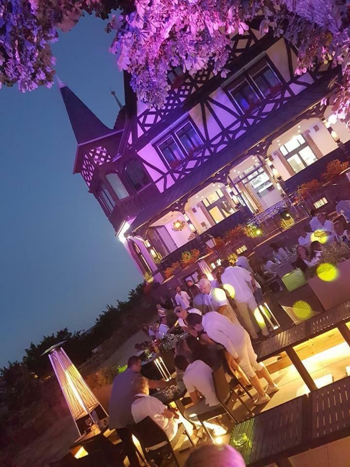 La Haut サヴェルヌ エクステリア 写真